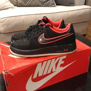 Size 7 Air Force 1 “Yeezy”